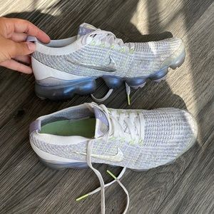 Womens 9.5 Nike VaporMax